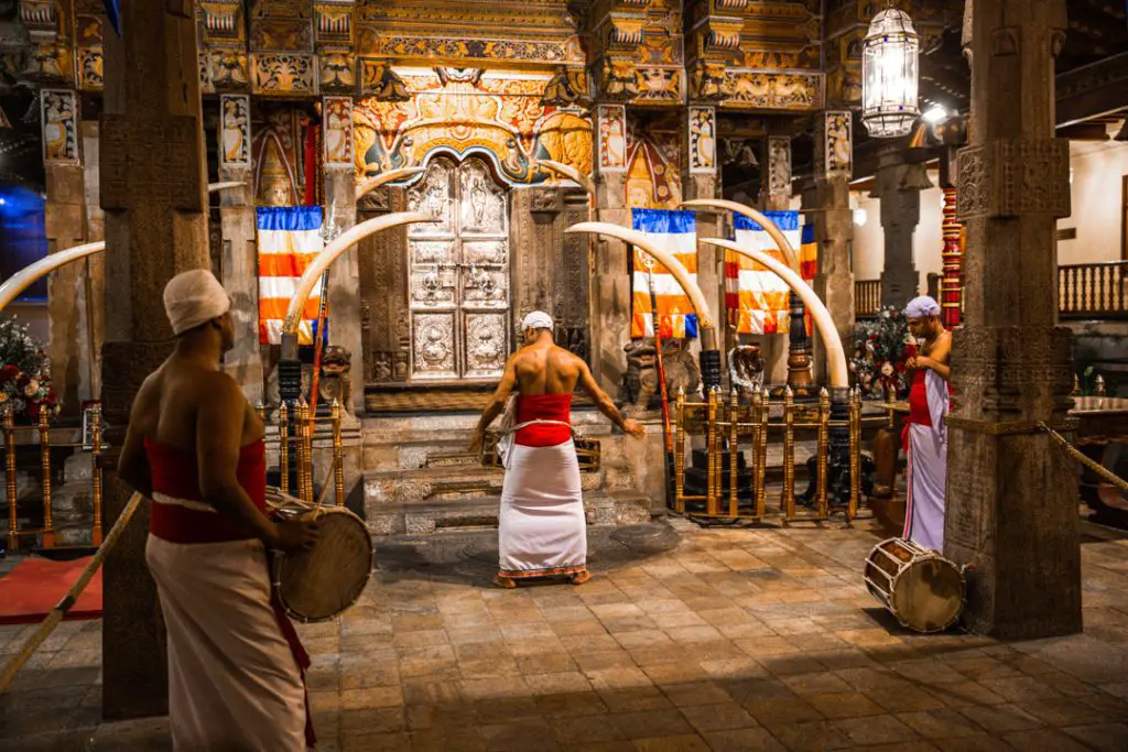 temple of tooth relics Kandy Srilanka 